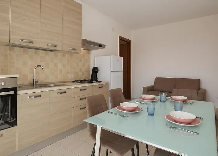 Casa Katia Vacanze Oristano, A Pochi Minuti Dalle Spiagge Piu Belle Della Sardegna E Pochi Minuti Da Oristano, Casa Dotata Di Tutti I Comfort